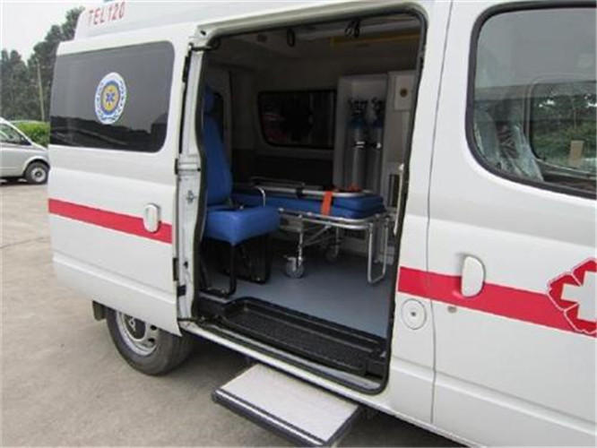 都兰救护车出租服务案例7